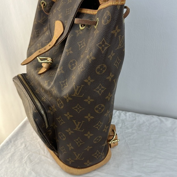 Authentic Vintage Louis Vuitton Backpack - Picture 13 of 15